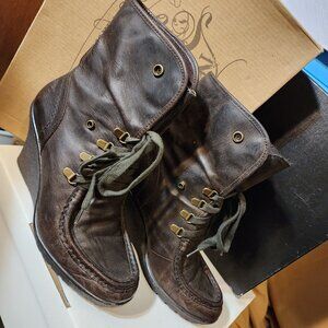 VINTAGE NINE WEST SZ 8.5 ISSY LEATHER ANKLE BOOT Excellent Pre-Owned Condition